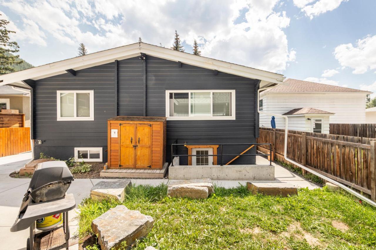 Cougar Street Mountain Rental Banff Luaran gambar